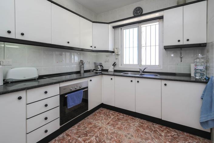 Image No.15-3 Bed Villa / Detached for sale