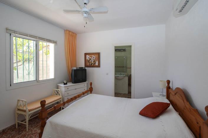 Image No.16-3 Bed Villa / Detached for sale