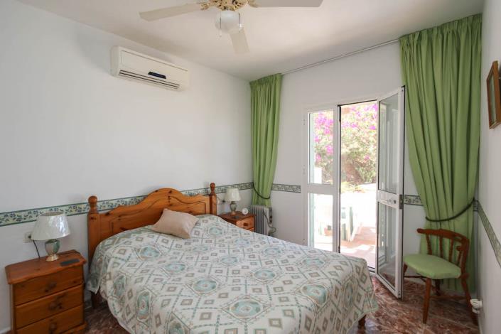 Image No.22-3 Bed Villa / Detached for sale