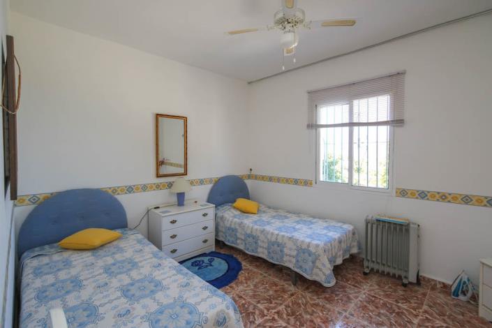 Image No.26-3 Bed Villa / Detached for sale