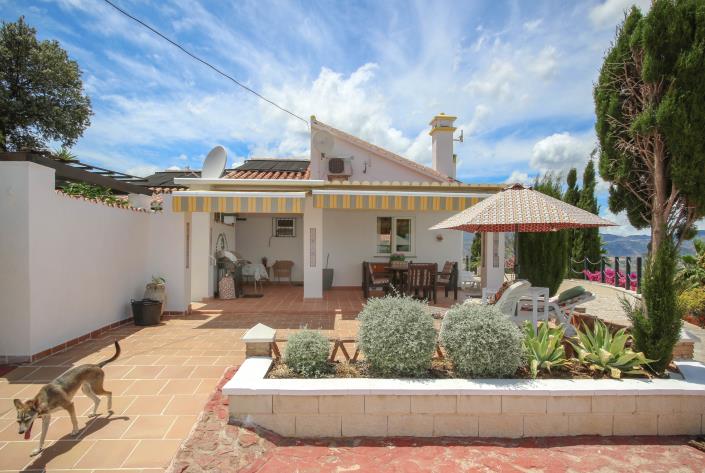 Image No.10-3 Bed Villa / Detached for sale