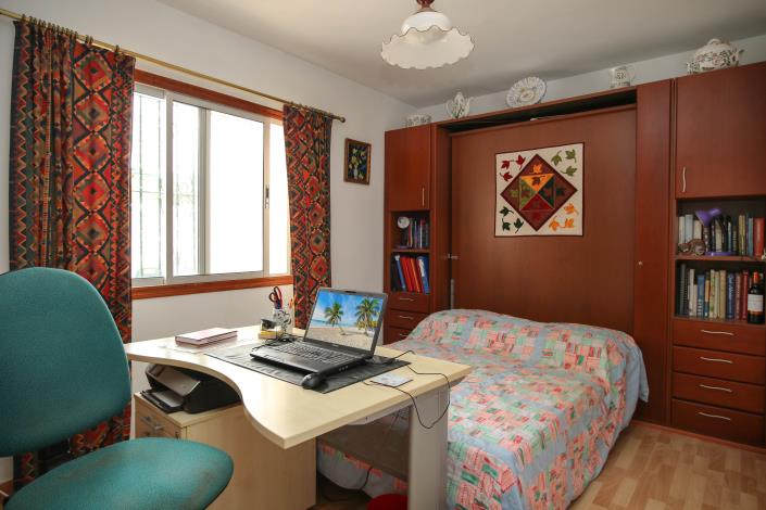 Image No.25-3 Bed Villa / Detached for sale