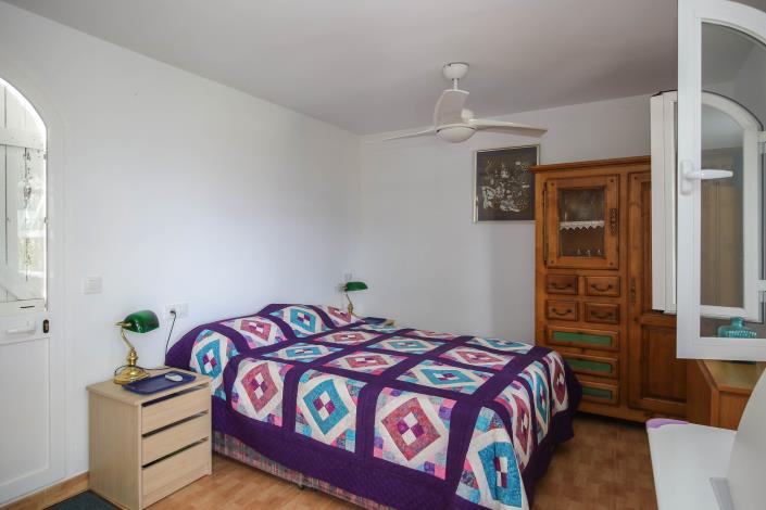 Image No.28-3 Bed Villa / Detached for sale