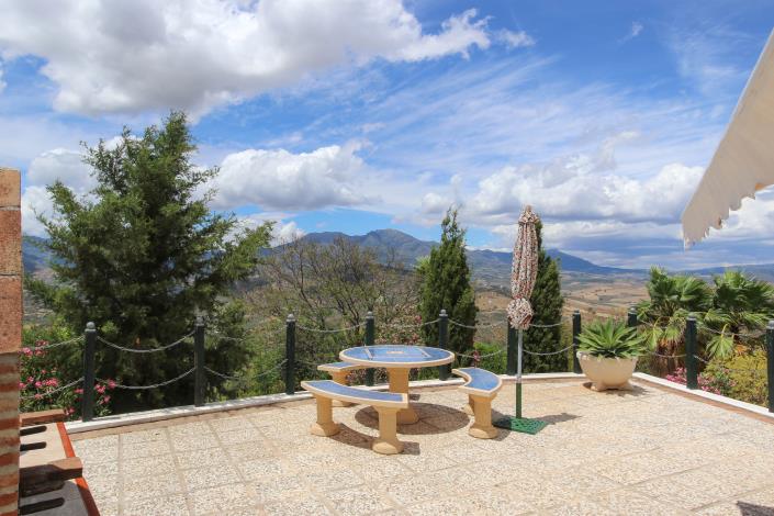 Image No.34-3 Bed Villa / Detached for sale