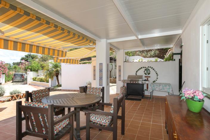 Image No.37-3 Bed Villa / Detached for sale