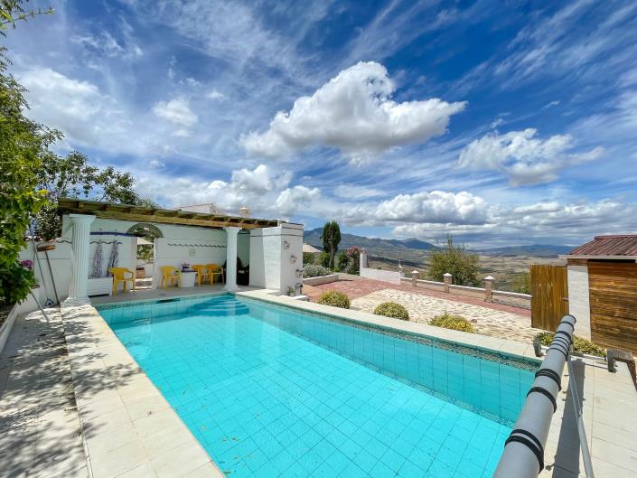 Image No.44-3 Bed Villa / Detached for sale