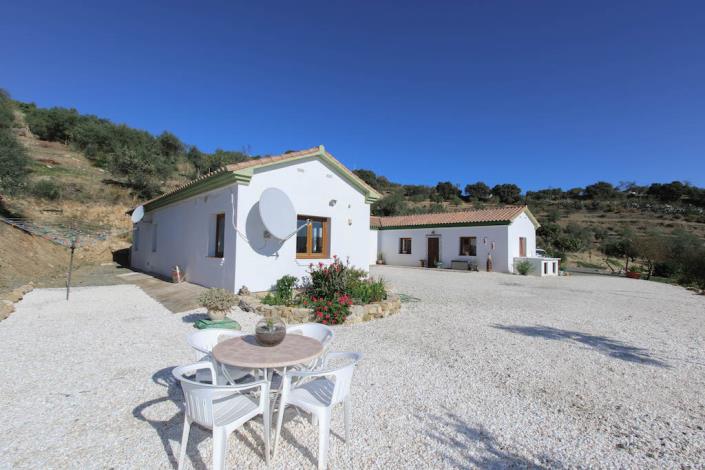 Image No.4-4 Bed Country Property for sale