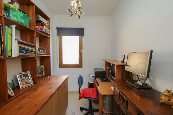 Image No.24-4 Bed Country Property for sale