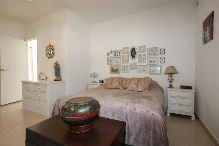 Image No.27-4 Bed Country Property for sale