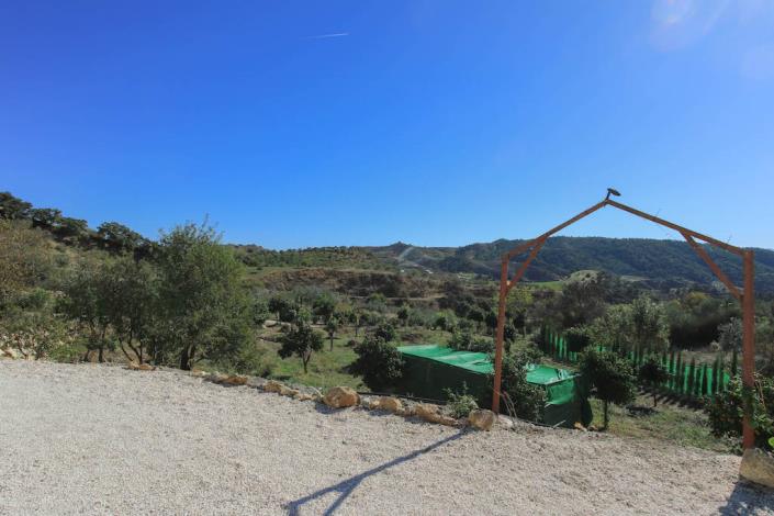 Image No.33-4 Bed Country Property for sale