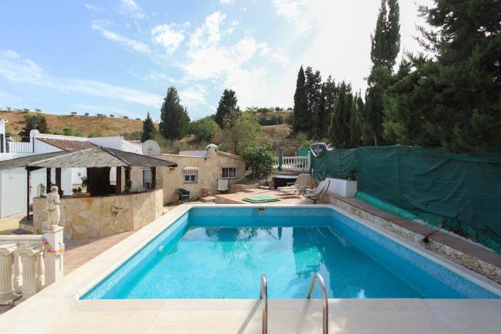 Image No.29-5 Bed Country House for sale