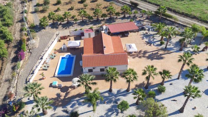 Image No.3-Villa / Détaché de 3 chambres à vendre à Pizarra