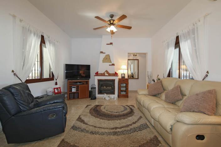 Image No.8-Villa / Détaché de 3 chambres à vendre à Pizarra