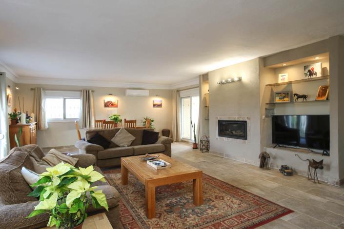 Image No.9-Maison / Villa de 4 chambres à vendre à Coin