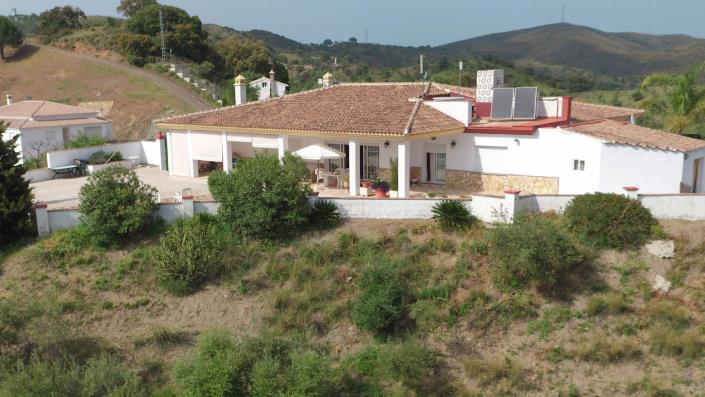 Image No.2-3 Bed Villa / Detached for sale