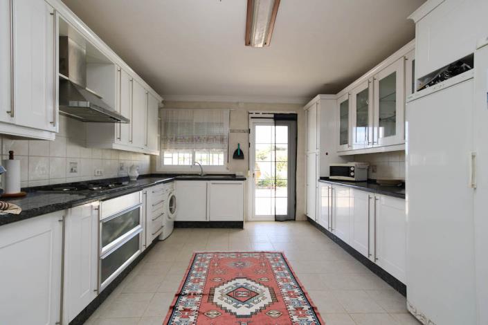 Image No.12-3 Bed Villa / Detached for sale