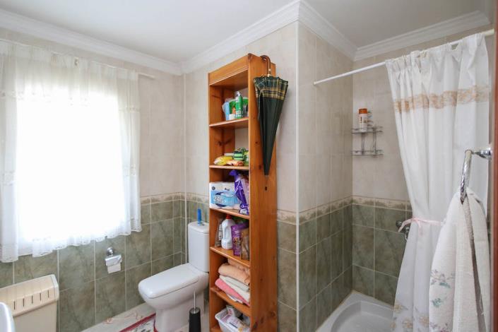 Image No.27-3 Bed Villa / Detached for sale