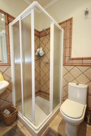 Image No.24-5 Bed House/Villa for sale