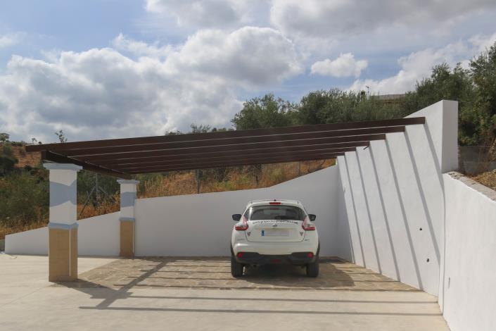 Image No.47-5 Bed Villa / Detached for sale