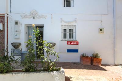 2 Bed Townhouse for sale