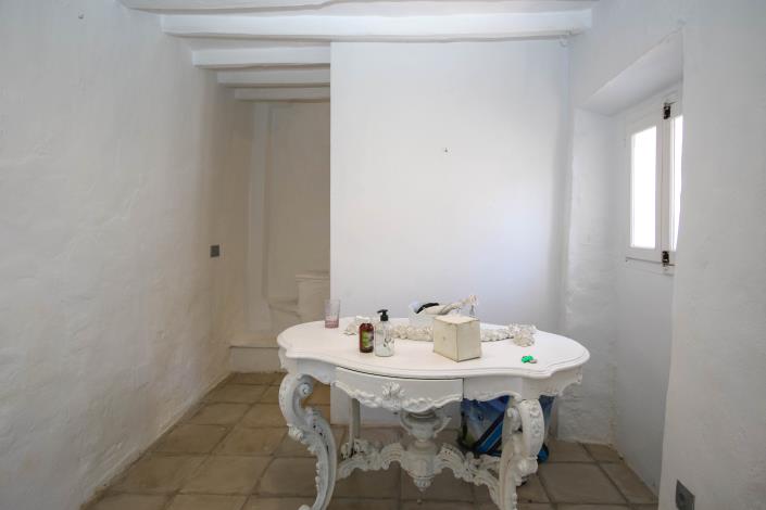 Image No.4-2 Bed Townhouse for sale