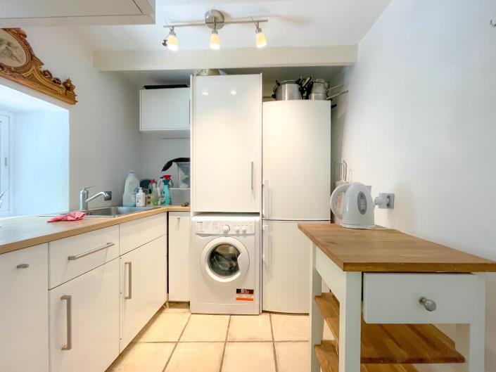 Image No.14-2 Bed Townhouse for sale