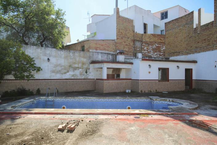 Image No.2-Commercial à vendre à Guaro