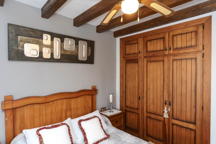 Image No.17-3 Bed Villa / Detached for sale