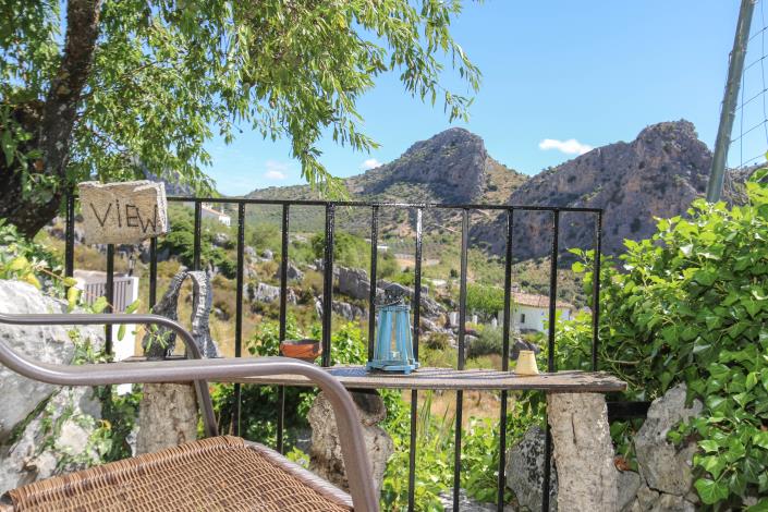 Image No.8-Un hôtel de 3 chambres à vendre à Montejaque