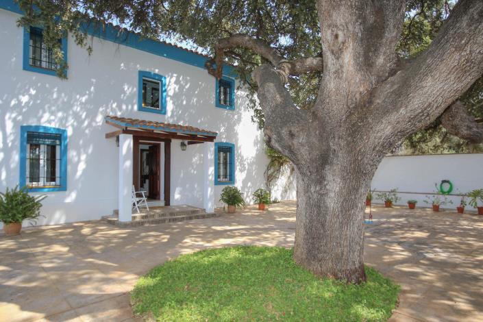Image No.3-4 Bed Villa / Detached for sale