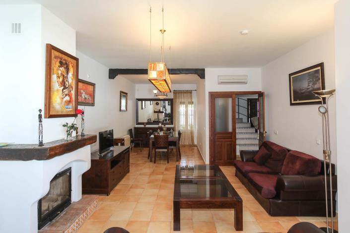 Image No.5-4 Bed Villa / Detached for sale