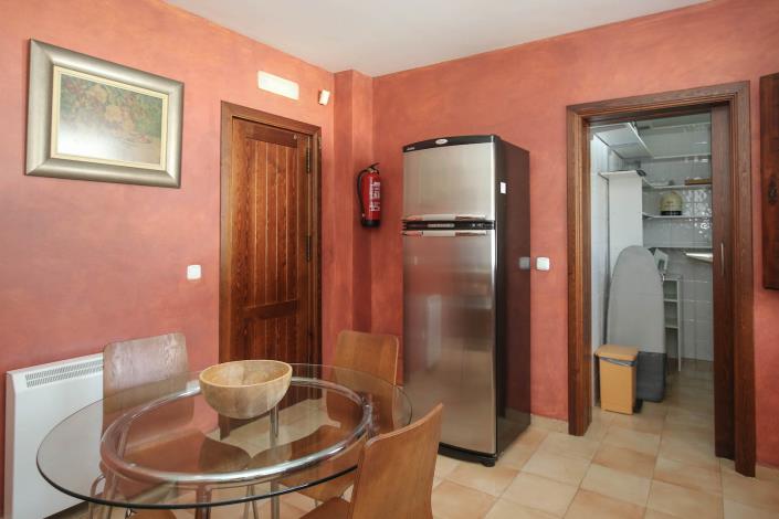 Image No.9-4 Bed Villa / Detached for sale