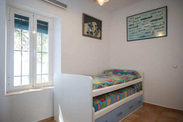 Image No.23-4 Bed Villa / Detached for sale