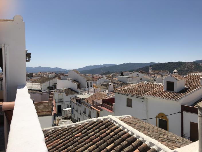 Image No.2-3 Bed Townhouse for sale