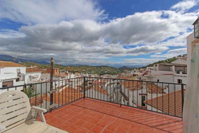 3 Bed Townhouse for sale