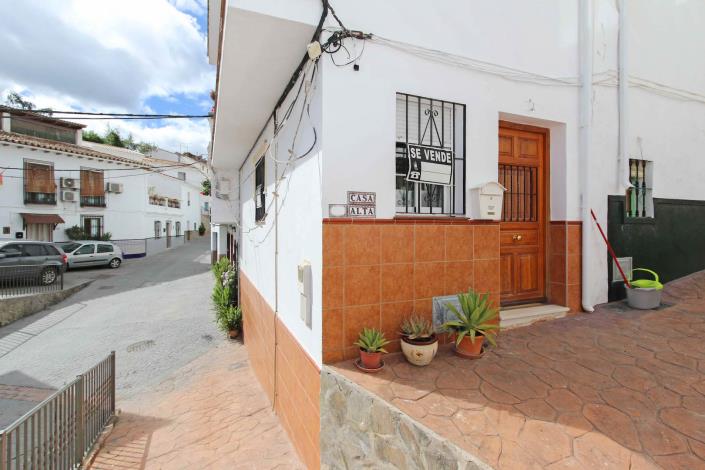Image No.4-3 Bed Townhouse for sale