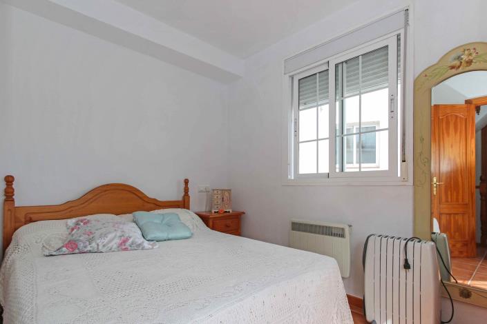 Image No.9-3 Bed Townhouse for sale