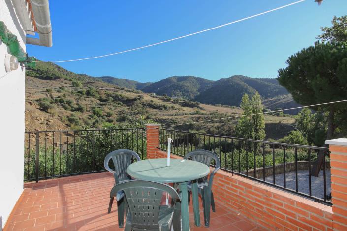 Image No.13-5 Bed Country House for sale