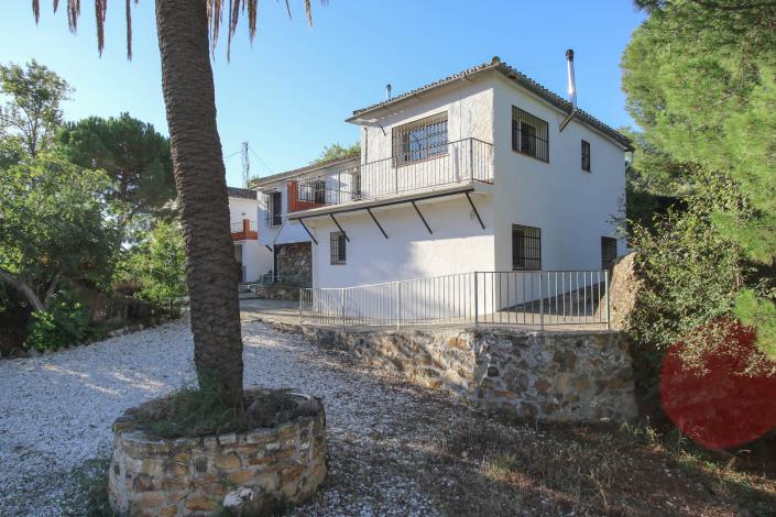 Image No.20-5 Bed Country House for sale