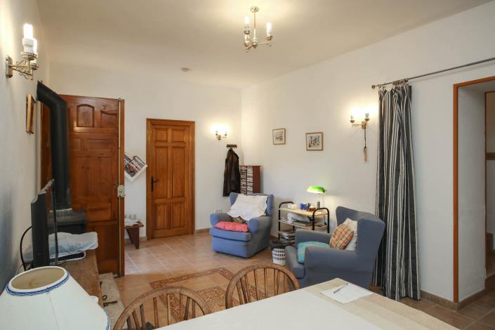 Image No.22-5 Bed Country House for sale