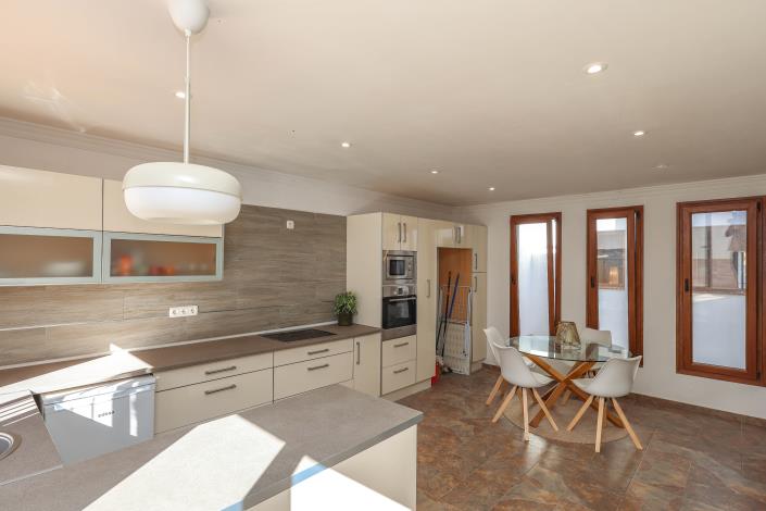 Image No.5-Maison de ville de 4 chambres à vendre à Guaro