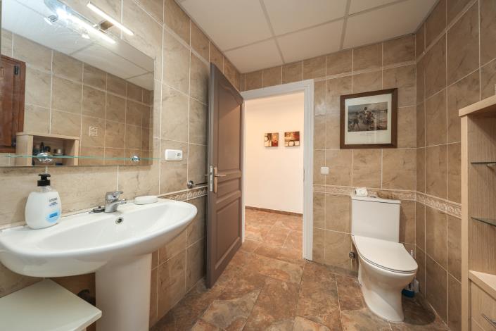 Image No.35-Maison de ville de 4 chambres à vendre à Guaro