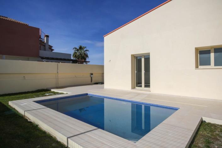 Image No.3-Villa / Détaché de 2 chambres à vendre à Coin