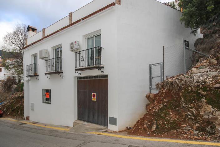 Image No.2-Maison / Villa de 3 chambres à vendre à Ojén