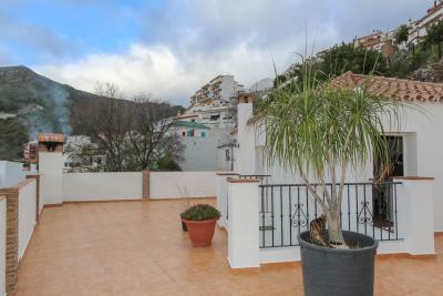 Maison / Villa de 3 chambres à vendre à Ojén