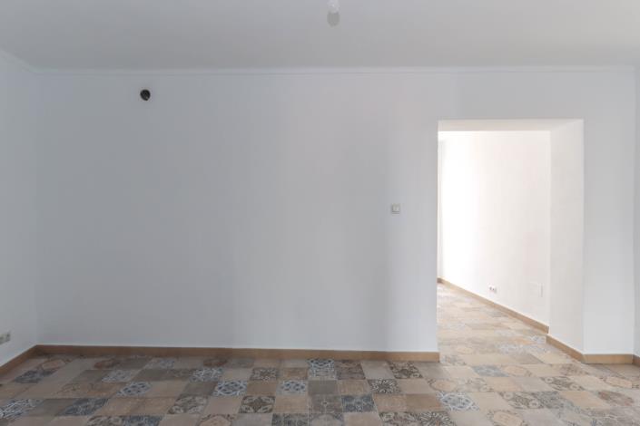 Image No.11-2 Bed Townhouse for sale