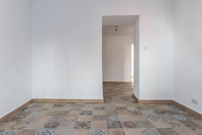 Image No.14-2 Bed Townhouse for sale