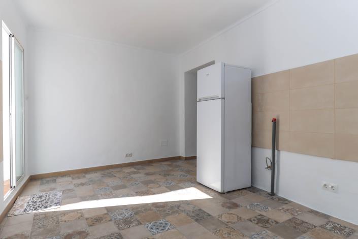 Image No.19-2 Bed Townhouse for sale