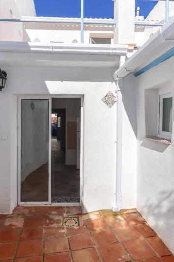 Image No.43-2 Bed Townhouse for sale