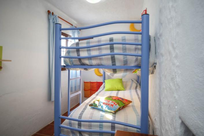 Image No.22-Maison de ville de 2 chambres à vendre à Yunquera